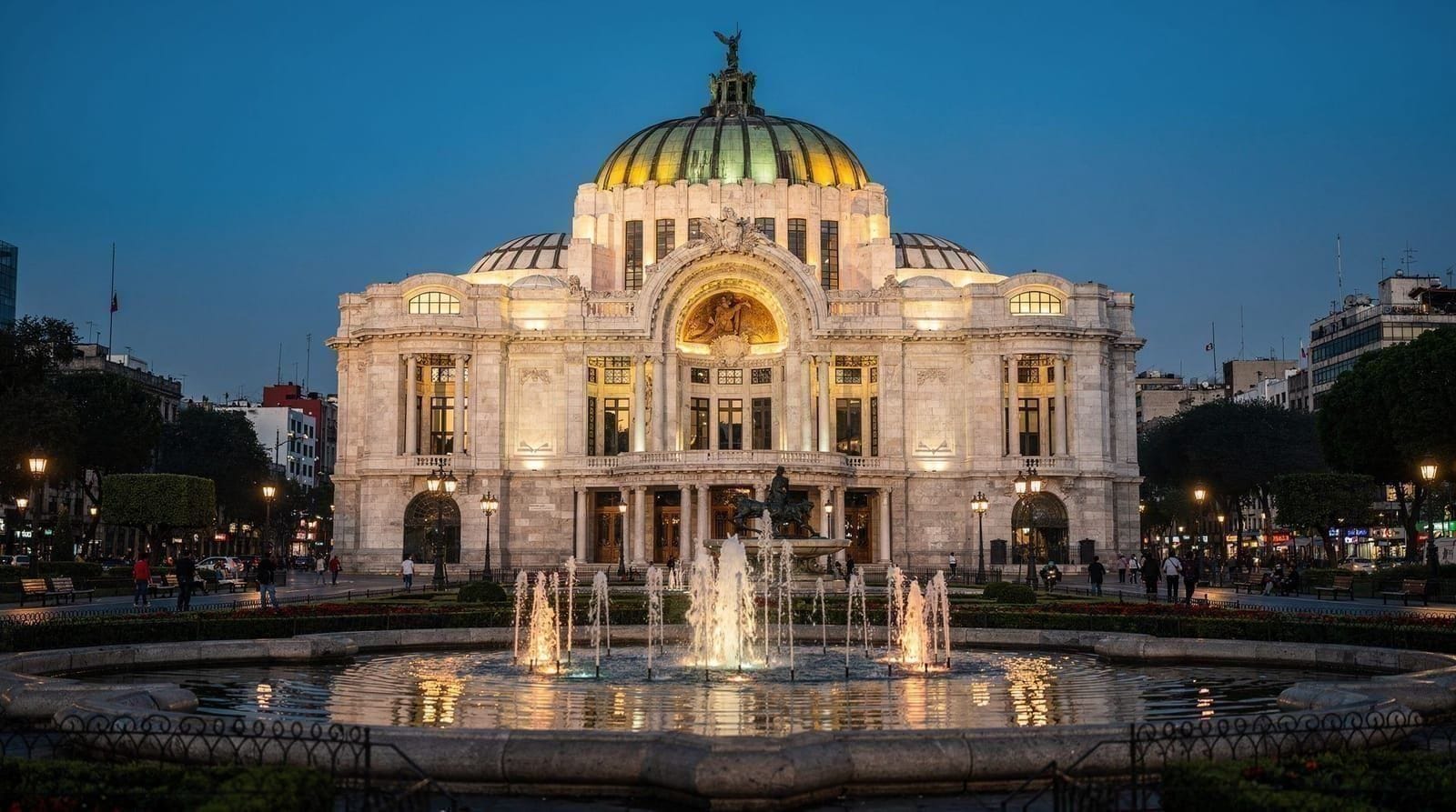Palacio de Bellas Artes guide: murals, opera and Mexico City's marble cathedral